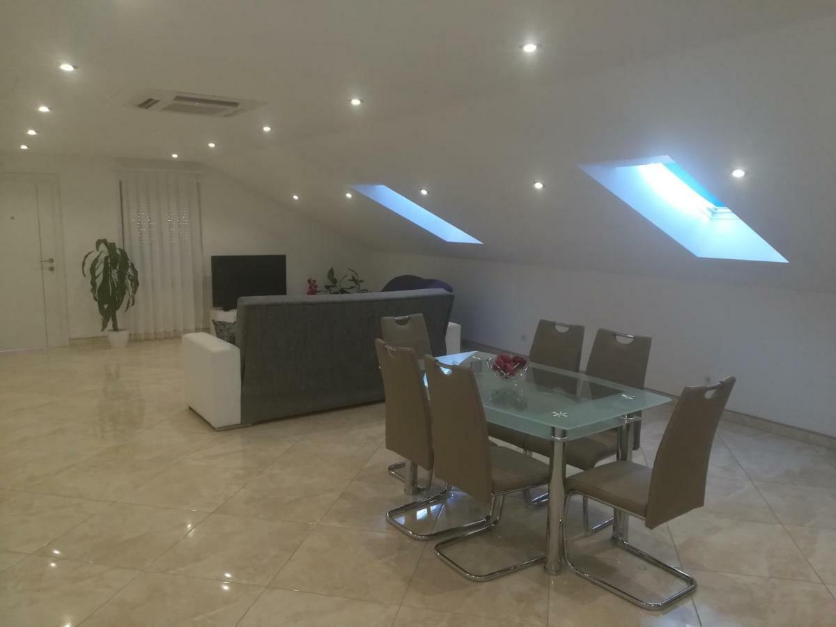 شقة Apartman Daria تروغير المظهر الخارجي الصورة